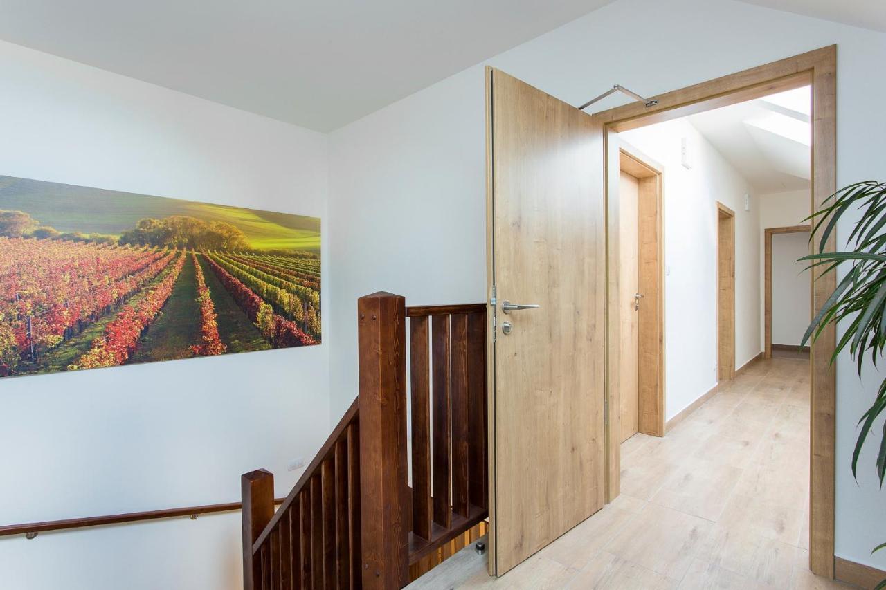 Penzion U Bustiku Sardice Extérieur photo