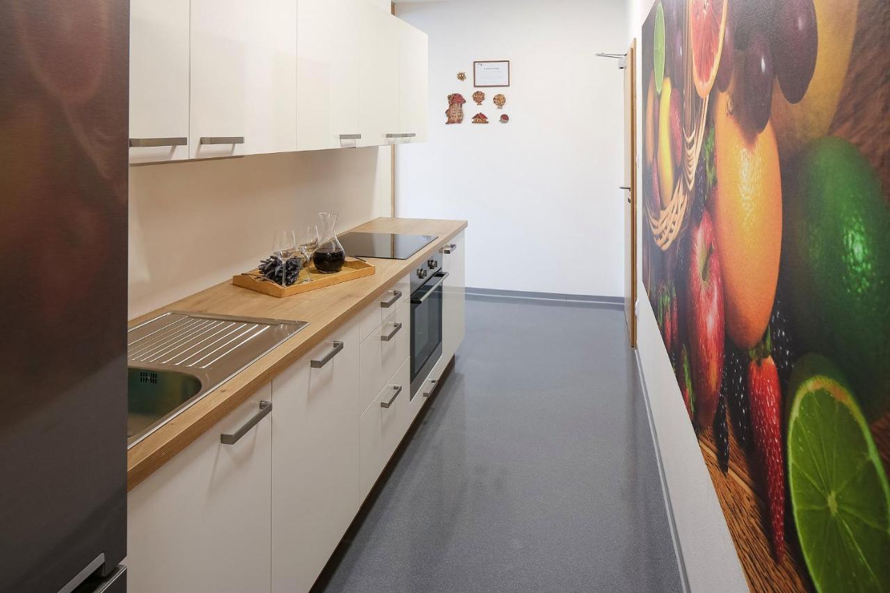 Penzion U Bustiku Sardice Extérieur photo